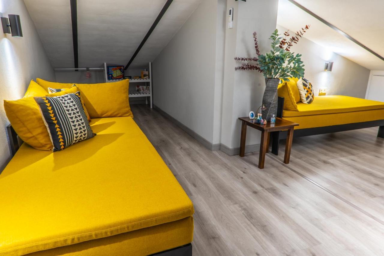 Apartamentos Turisticos El Altozano Fuentes de León Exteriér fotografie