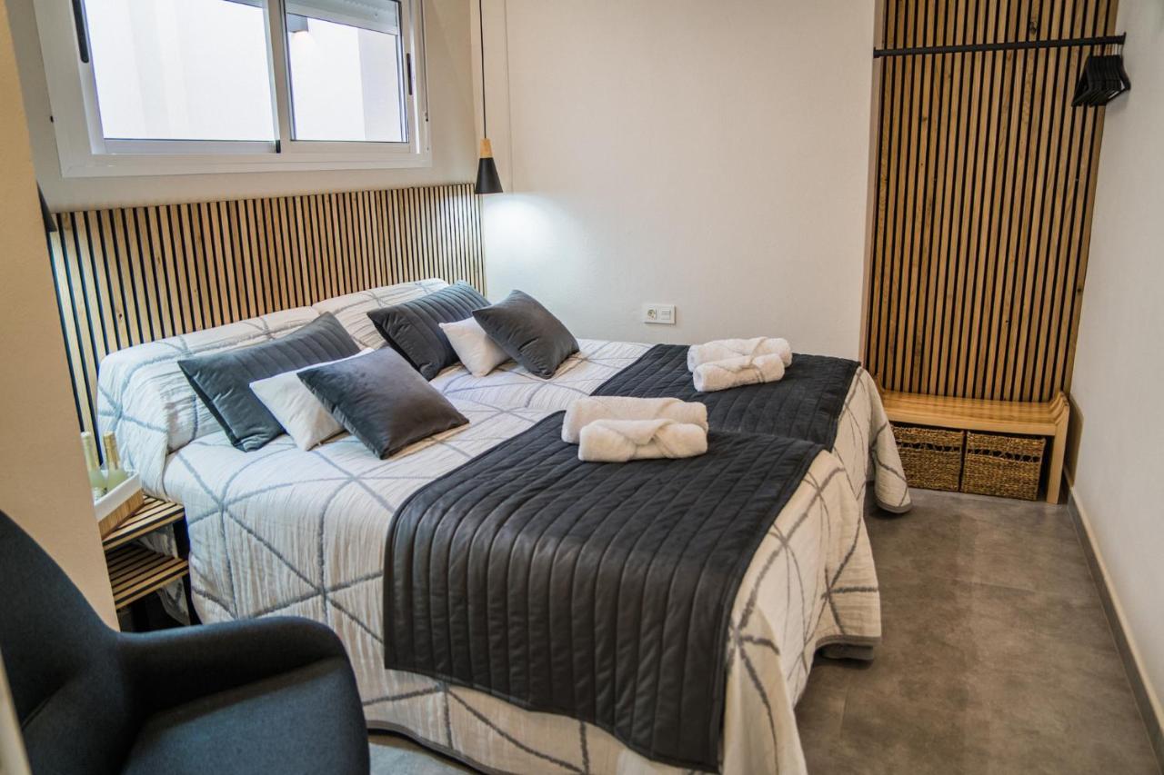 Apartamentos Turisticos El Altozano Fuentes de León Exteriér fotografie